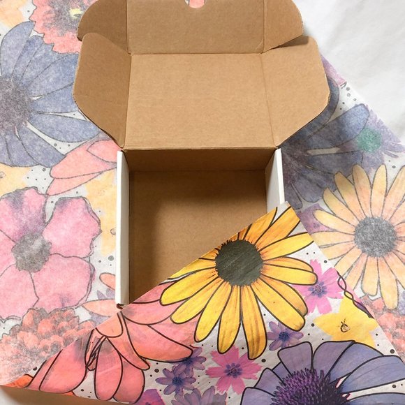 Time is of the essence floral tissue paper - Picture 2 of 5